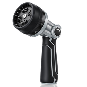 RAINPOINT full-metal nozzle shows rugged durability for outdoor tasks.