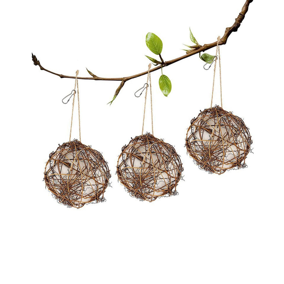 Rebecca Online globe hummingbird nesters set, ideal for attracting hummingbirds to your garden.
