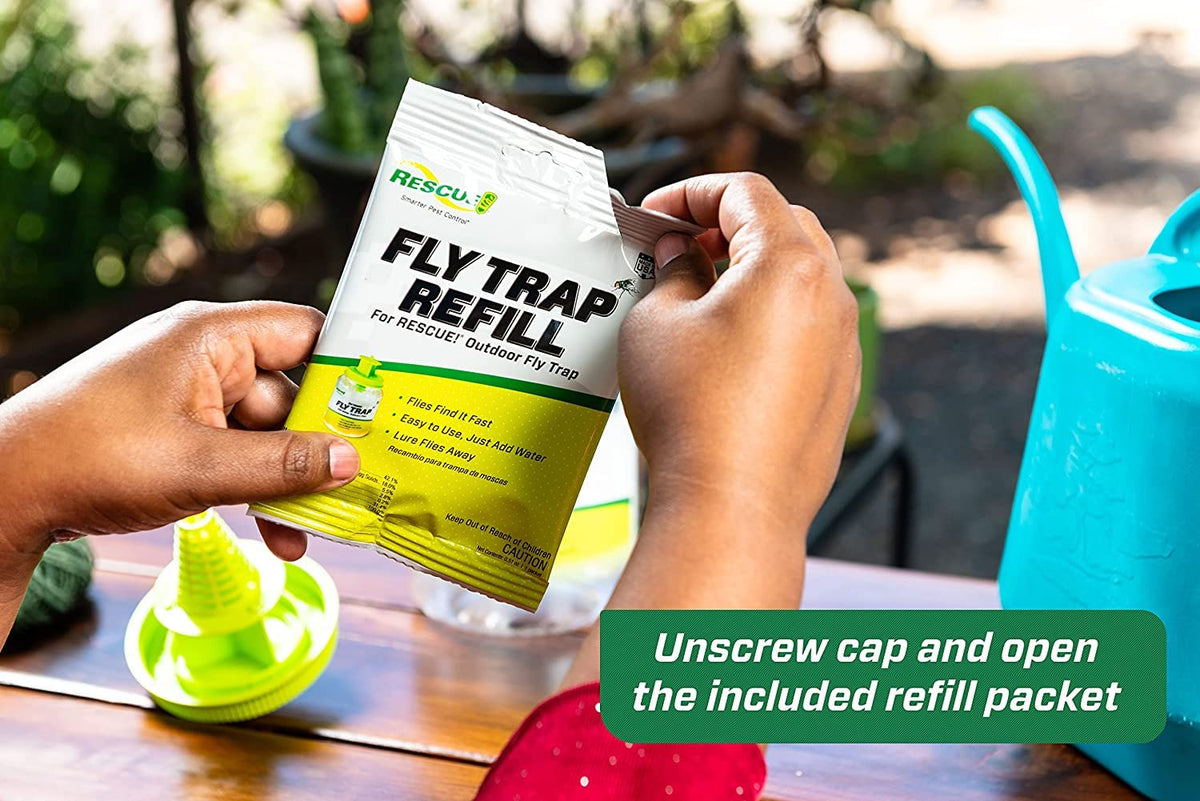 RESCUE fly trap activation with water, showing quick attractant start