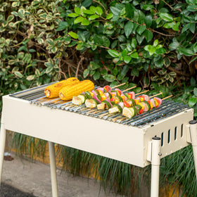 Restaurantware Foil Lux liner protects grates while preserving grilled foods.