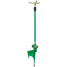 Restmo 3-arm sprinkler delivers wide coverage for uniform lawn watering