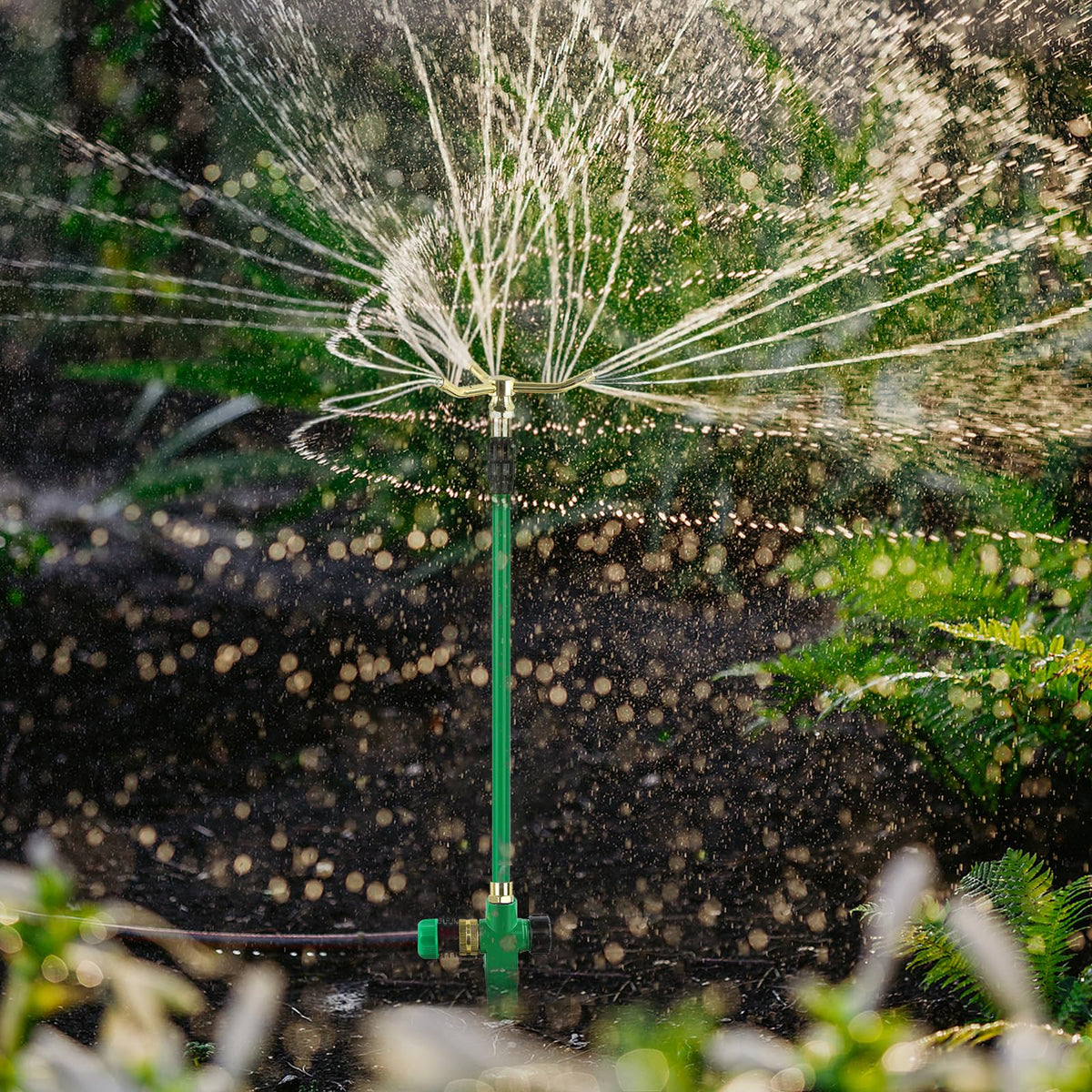 Restmo expandable connectors allow linking sprinklers for larger lawns