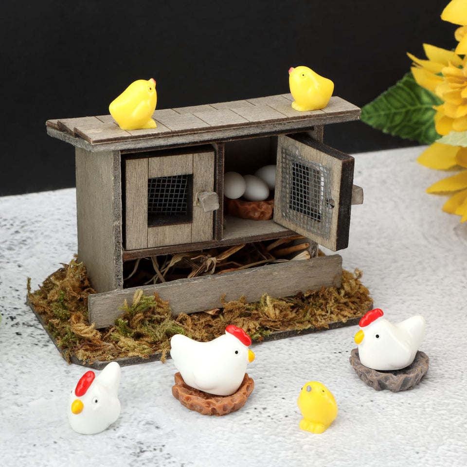 Restynic miniature chicken coop set—cozy coop display for fairy gardens.