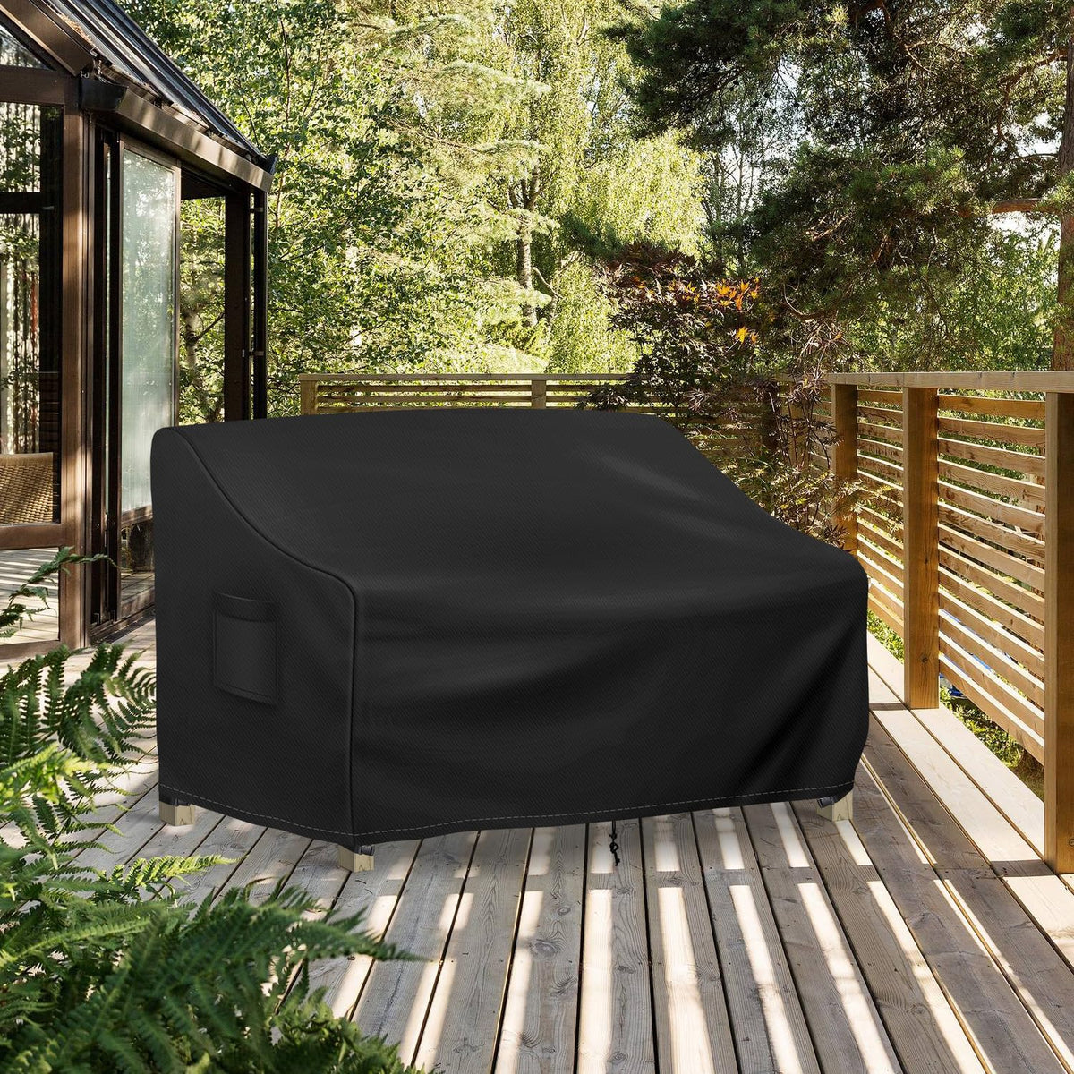 Warranty badge highlights Richwon's 1-year protection for the cover
