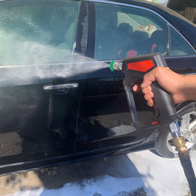 RIDGE WASHER locking handle enhances safe operation during long cleaning sessions.