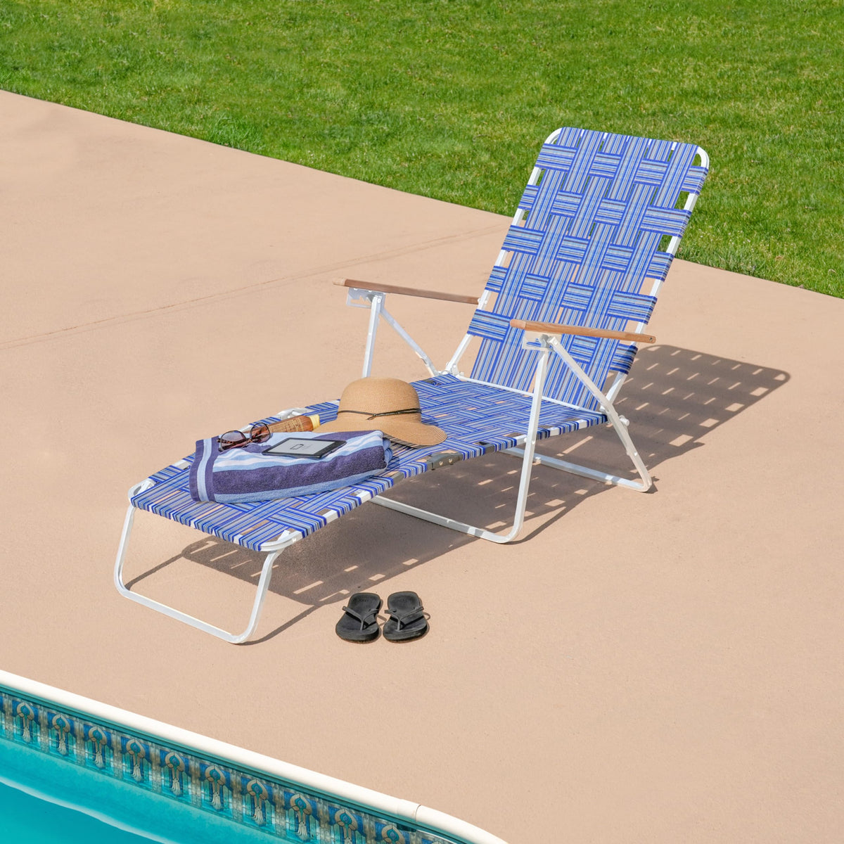 RIO BEACH Camp & GO lightweight 16 lb chair for easy carrying