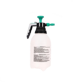 RL FLOMASTER Flo-Master sprayer shows adjustable nozzle for straight stream or fine mist