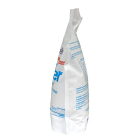 Robelle stabilizer dissolving in water to stabilize chlorine
