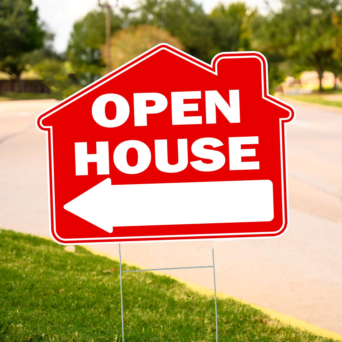 Rogue River Tactical yard sign in use at property curb