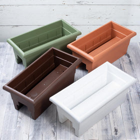 Root & Vessel Countryside Rail Planter Terra 24 close-up matte finish for outdoors