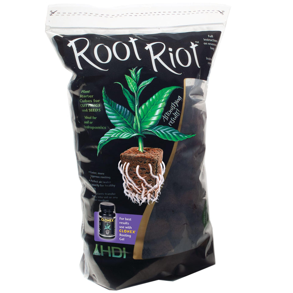 Root Riot plant starter cubes close-up shows premium sphagnum moss for moisture retention.