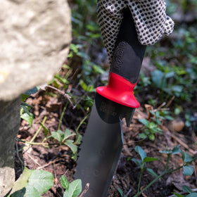 Root Slayer 16211 ergonomic grip offering secure handling during weeding tasks.