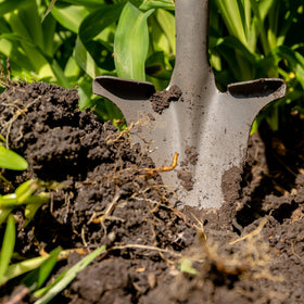 Root Slayer lightweight blade delivering strong cutting power