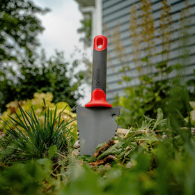 Root Slayer carbon steel blade maintains sharp edge for repeated use