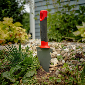 Root Slayer ergonomic grip reduces hand fatigue during digging