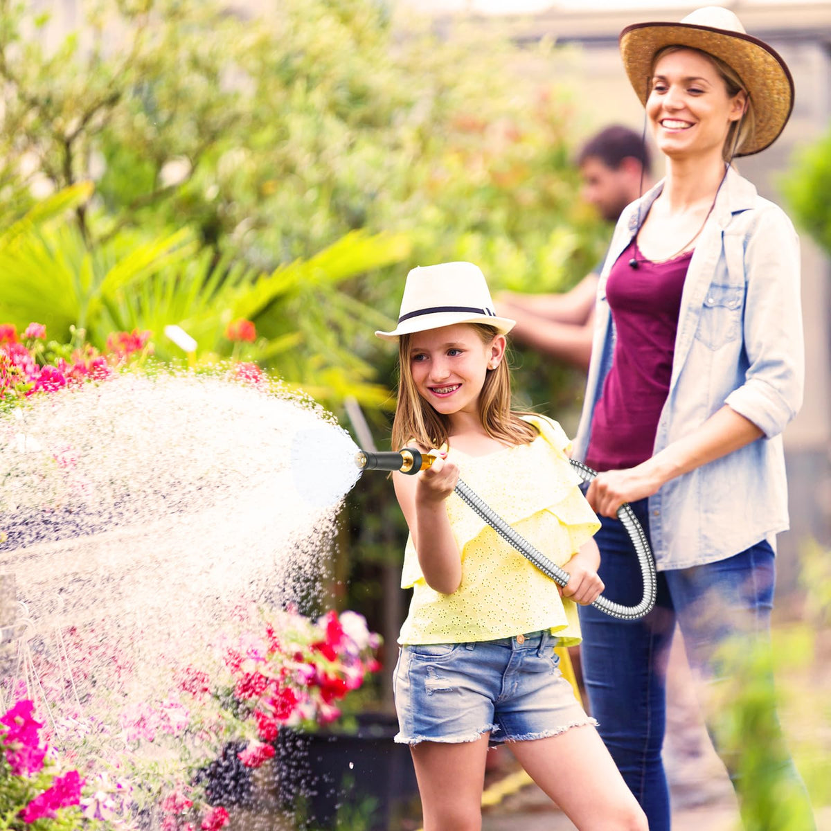 Rosy Earth corrosion-resistant shell guards against rust and leaks outdoors