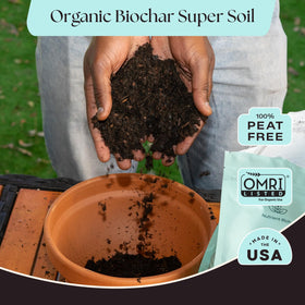 Rosy Soil Herb Mix texture closeup highlights airy, well-draining mix for healthy roots.
