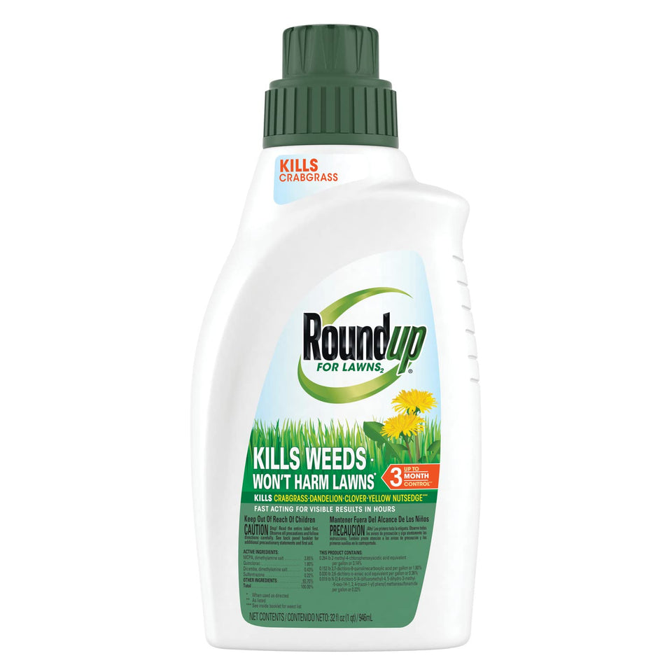 Roundup For Lawns₂ Concentrate bottle for fast weed control on northern grasses.