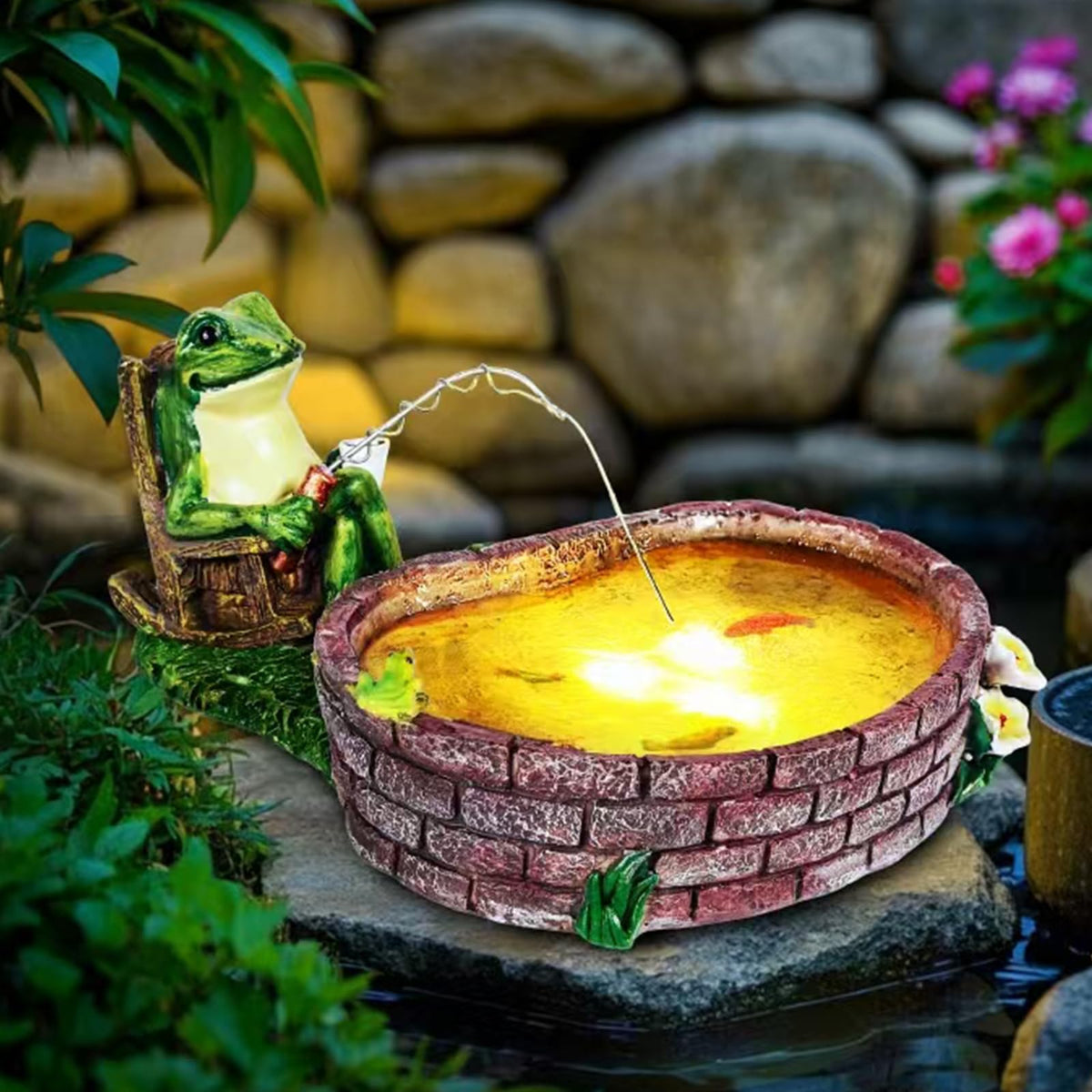 RPYFMMKPF solar frog garden decor glows at dusk for cozy outdoor ambiance.