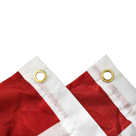 Rtudan outdoor Fourth of July bunting adds patriotic curb appeal.