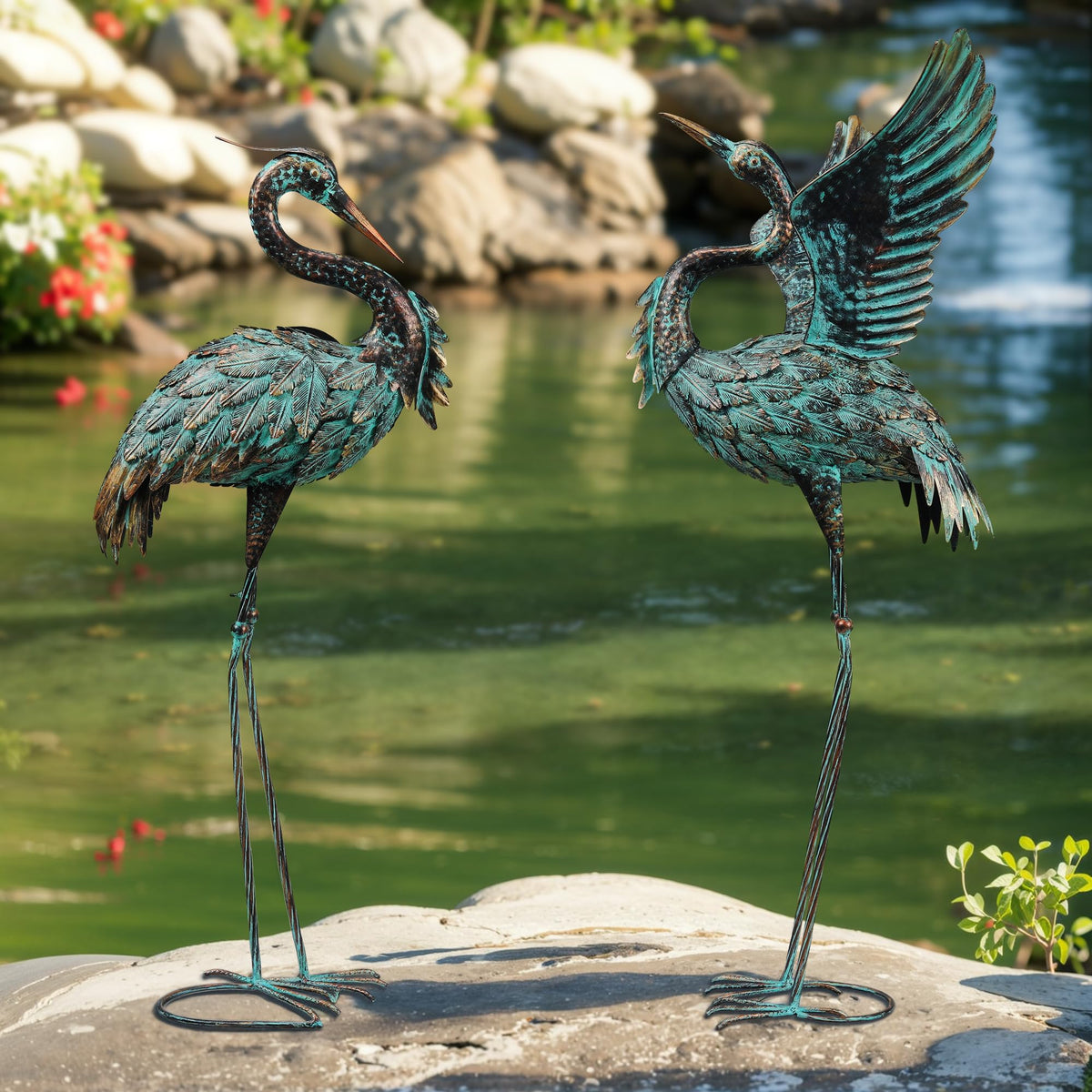 Ruifabo garden crane statues in 1:1 scale with bronze finish