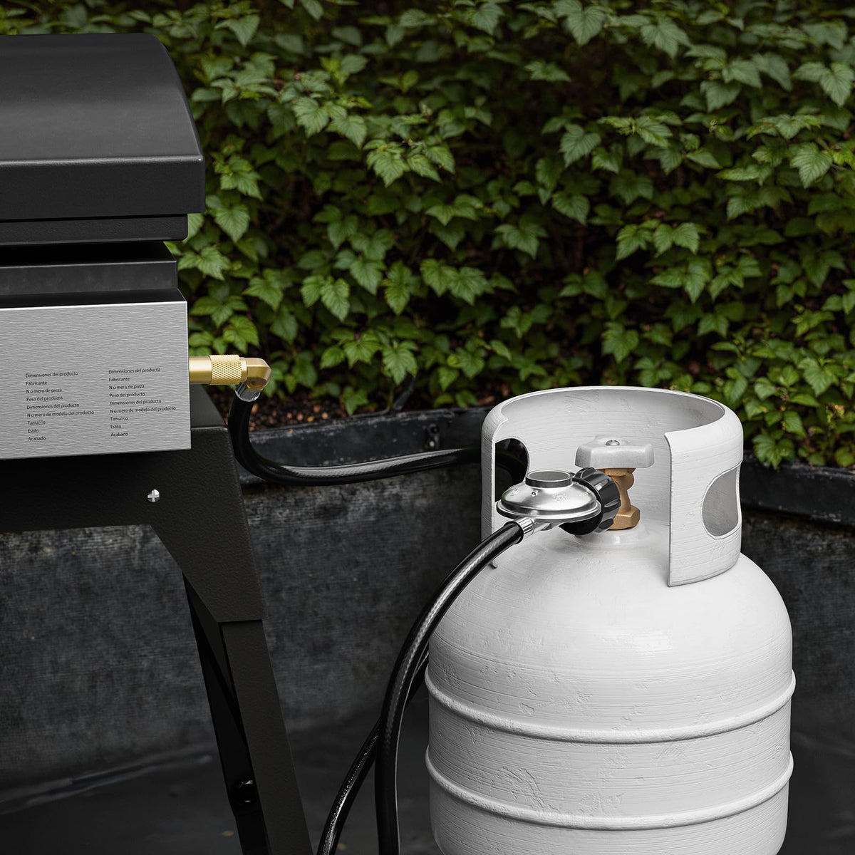 Rushare tank-to-griddle hose enables flexible placement and easy setup
