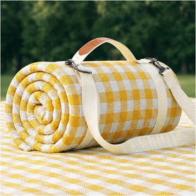 RYCHIC extra-large picnic blanket spread on grass for a family gathering