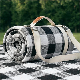 RYCHIC waterproof picnic blanket on the beach offers sandproof comfort