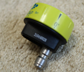 RYOBI 5-in-1 nozzle using 40° spray for decks and siding