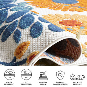 Safavieh Cabana floral motif rug endures sun and rain with ease