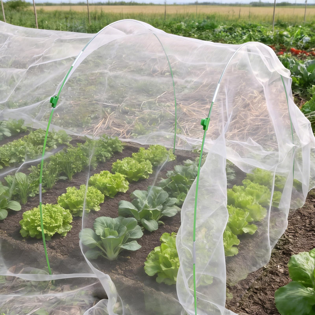 Saihisday garden netting setup in action showing quick assembly without tools