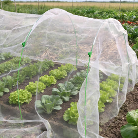 Saihisday garden netting setup in action showing quick assembly without tools