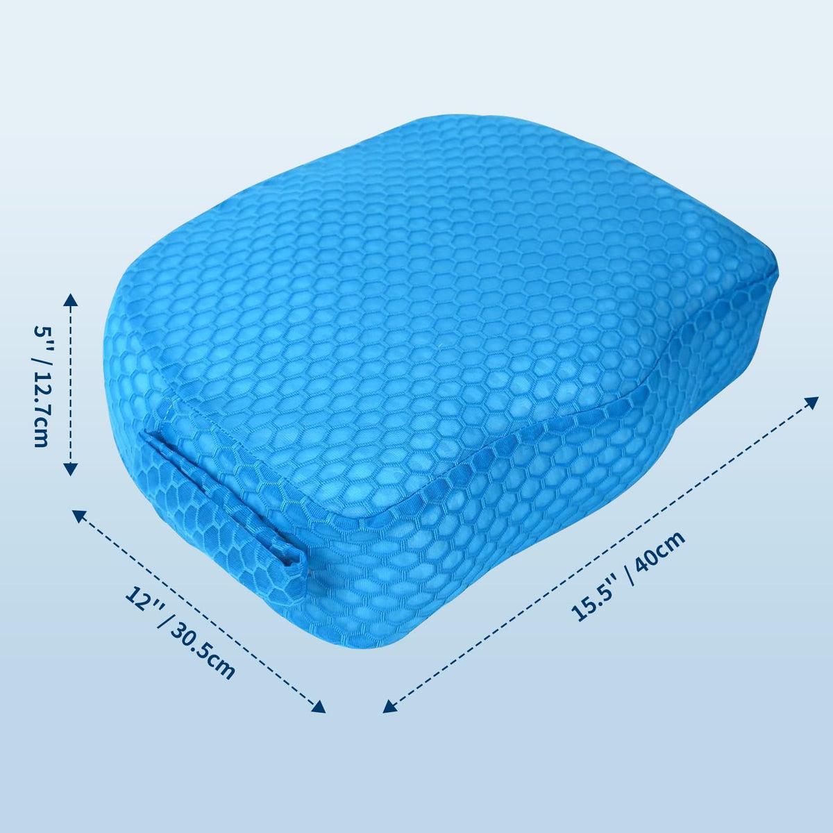 Samplife hot tub booster seat—non-slip micro-dot bottom for secure placement.