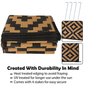 SAND MINE modern area rug used as versatile outdoor décor.