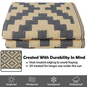 SAND MINE Plastic Straw Rug close-up, low-maintenance outdoor floor