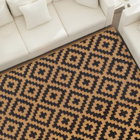 SAND MINE reversible rug edge detail with heat-treated edging