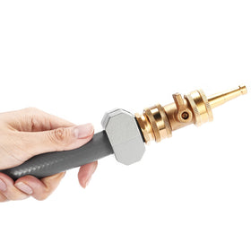 Sanpaint kit includes shut-off valve and high-pressure jet nozzle for versatile tasks