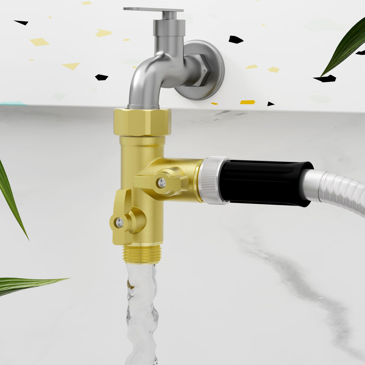 SANTONG two outlets support simultaneous watering tasks.