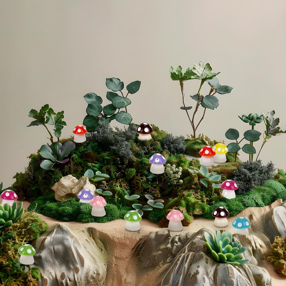 SAVOSPATU mini mushrooms add durable color to any tiny scene