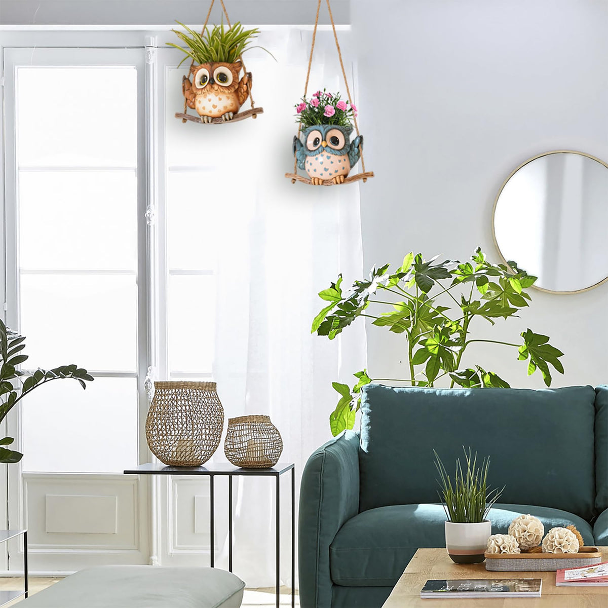 Saysmile indoor-outdoor plant pot suits patios, kitchens, and windows.