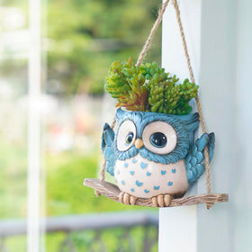 Saysmile Resin Planter with Drainage Hole keeps watering balanced.