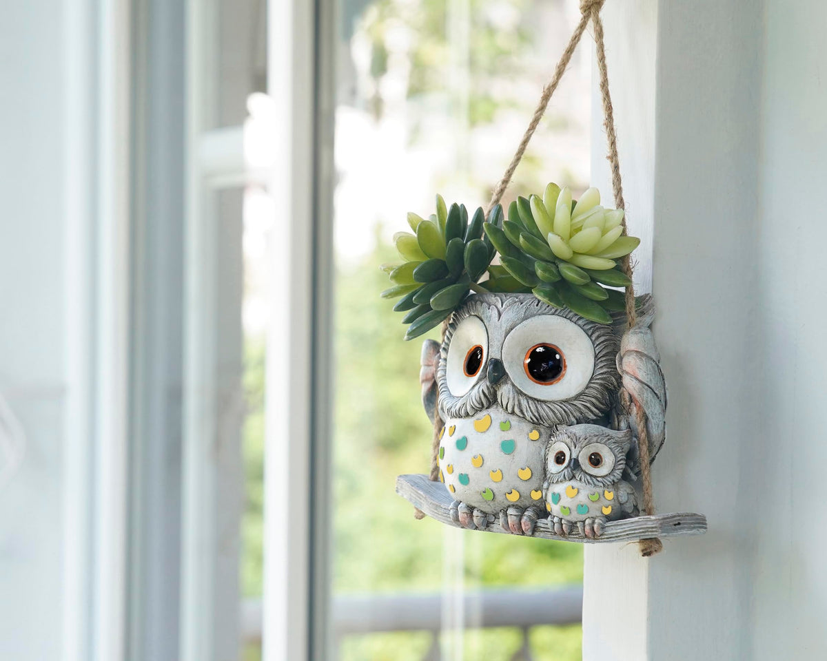 Saysmile Swing Owl Planter hanging hook shows easy installation