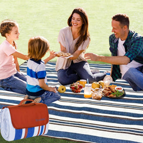 Scuddles durable material stands up to frequent outdoor use.