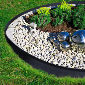 SDLDEER versatile edging works on straight and curved lines.