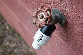Senninger pressure regulator 25 PSI inline assembly supports reliable flows in drip lines.