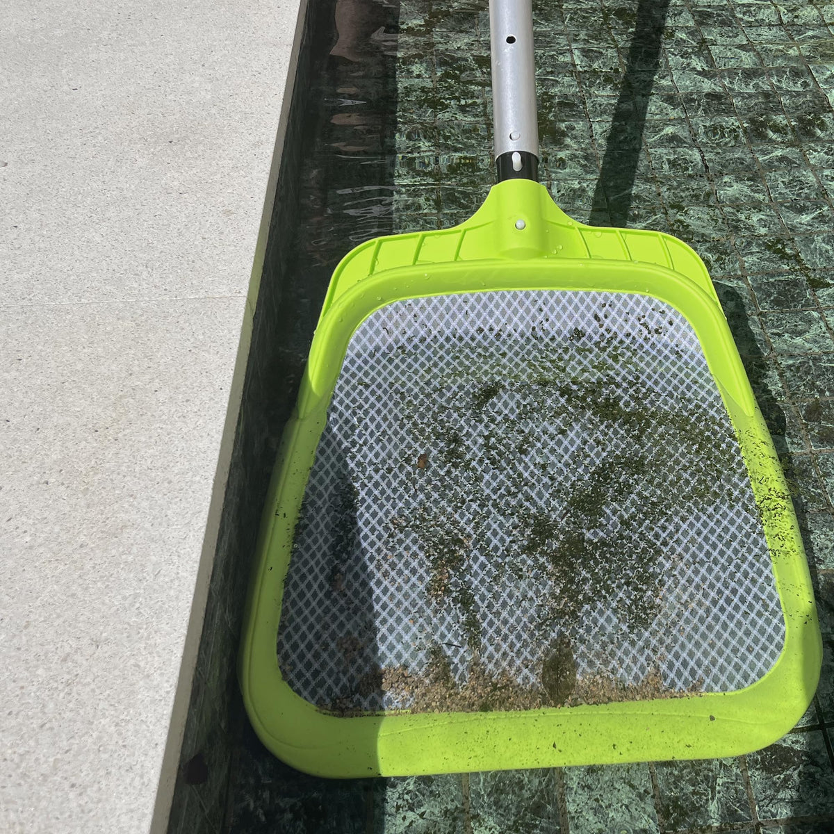Sepetrel pool skimmer net used for surface debris clearing in pools, spas and ponds