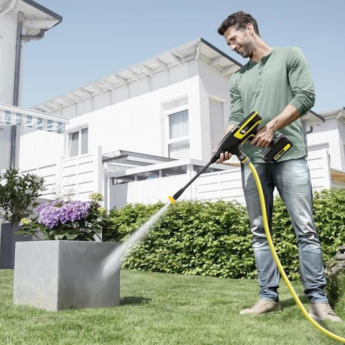 SEPLY 25-degree nozzle balances pressure and coverage on dirt.