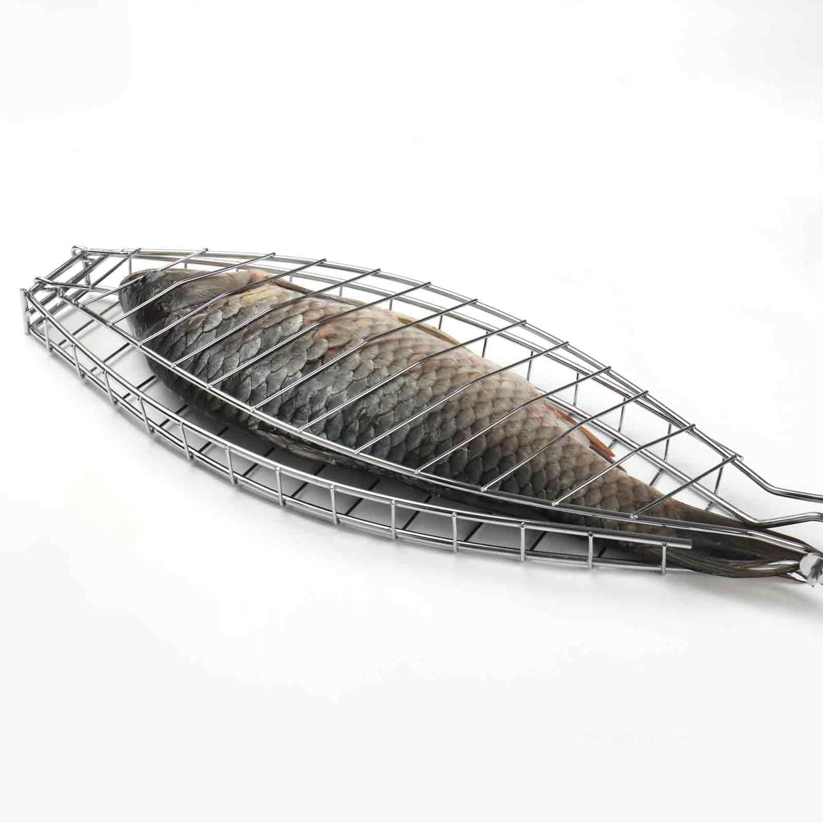Shidaishiye lockable grill basket keeps food secure while flipping