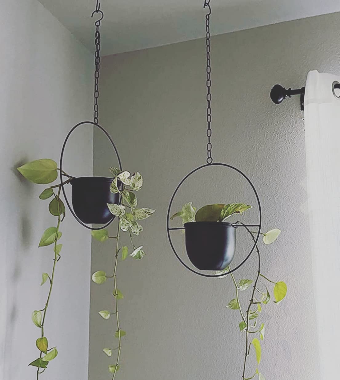 Shineloha hanging planter detachable pot for versatile use.
