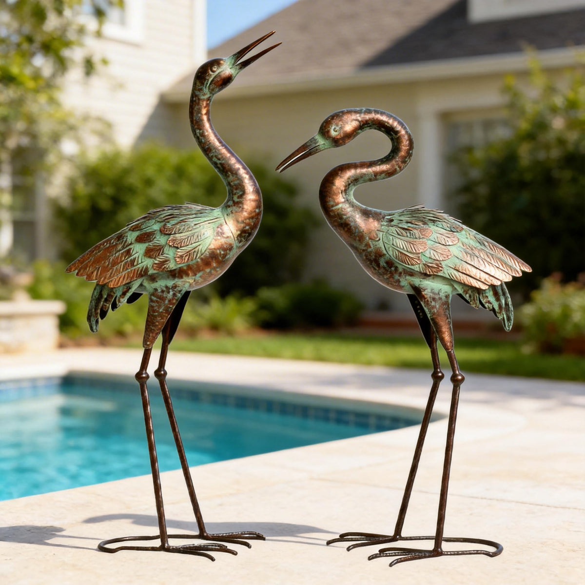 Shorayn easy-assembly crane statue ships knock-down for quick setup.